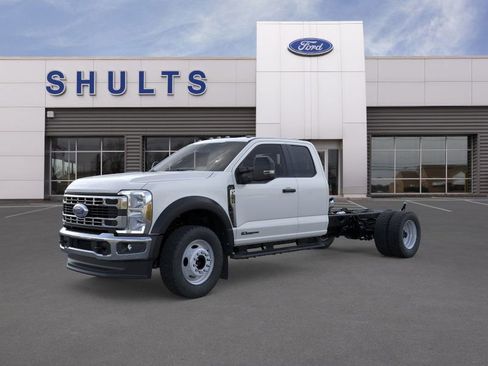 New 2025 Ford F550 4x4 Supercab Super Duty image 1