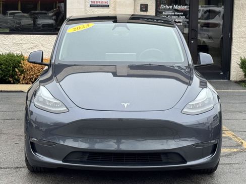 Used 2023 Tesla Model Y Performance AWD/4WD image 18