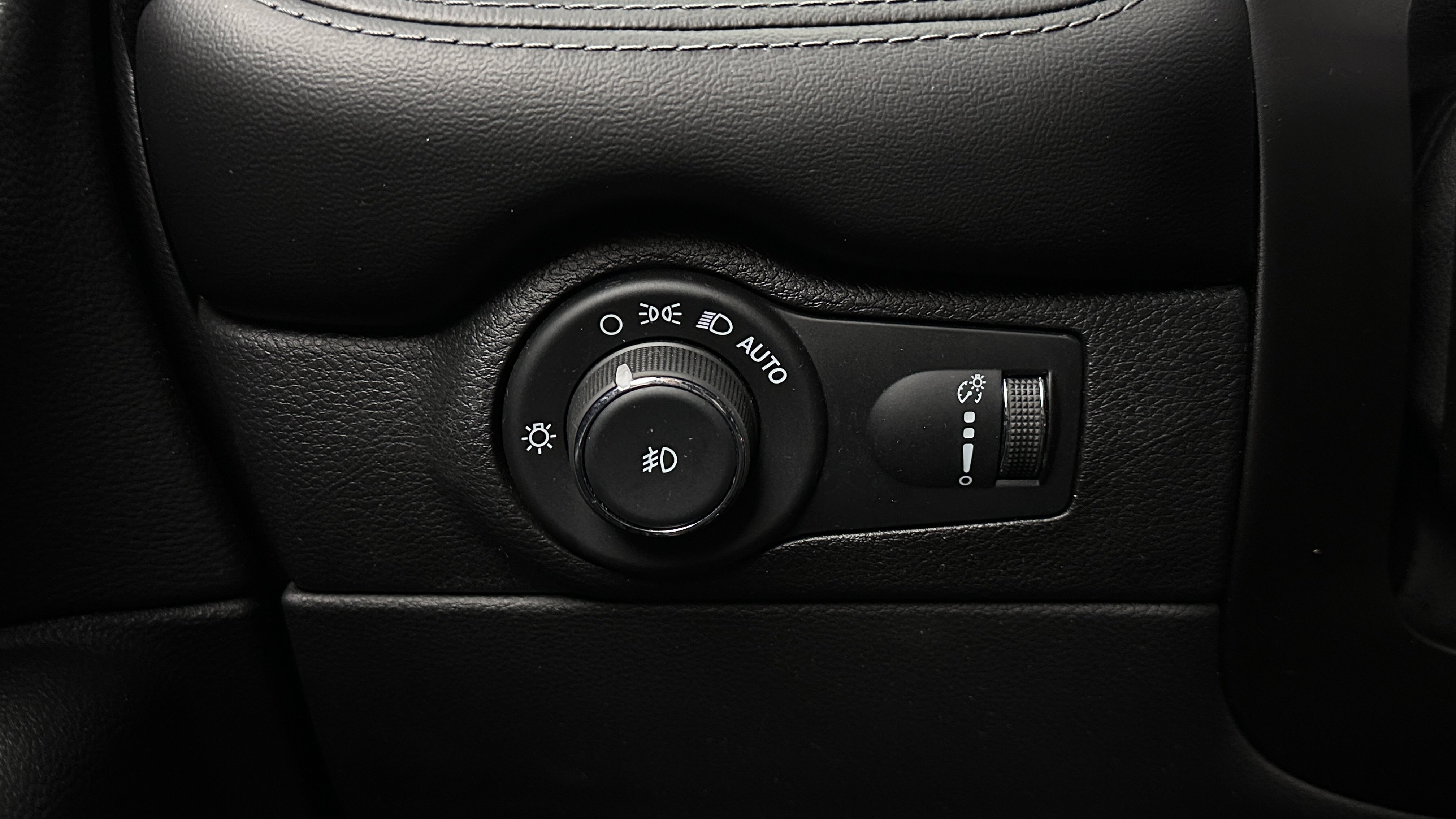 Used 2021 Dodge Durango GT AWD/4WD image 19
