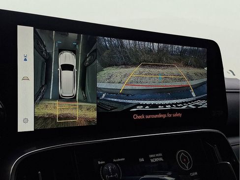 Used 2023 Lexus LX 600 600 Premium w/ Appearance Package image 27