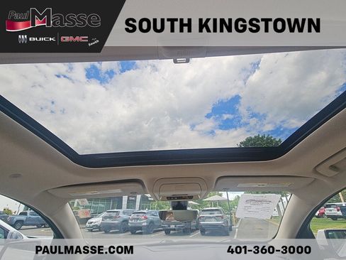 Certified 2023 GMC Acadia Denali w/ Denali Ultimate Package AWD/4WD image 18