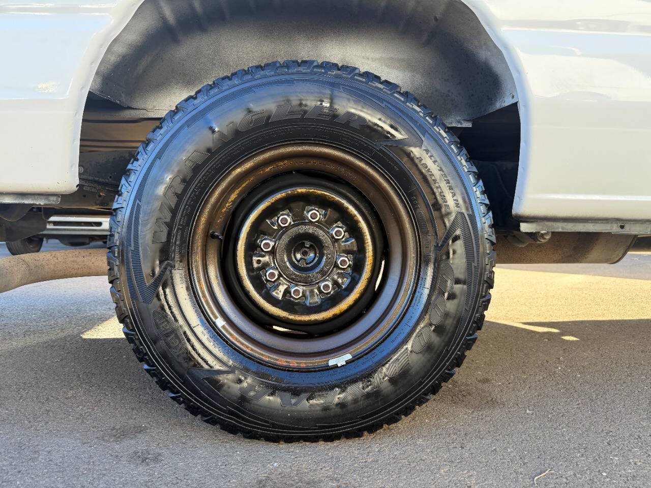 Used 2014 Ford E-350 and Econoline 350 Extended Super Duty w/ Power Group RWD image 34