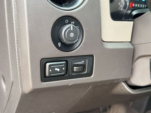 Used 2009 Ford F150 XLT RWD image 16