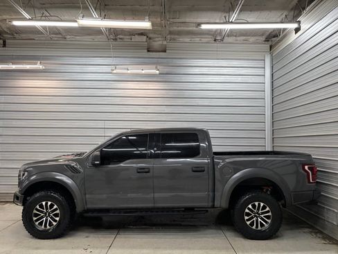 Used 2020 Ford F150 Raptor w/ Equipment Group 801A Mid image 10