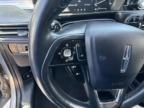 Used 2020 Lincoln Corsair AWD w/ Premium Package image 23