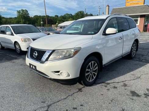 Used 2013 Nissan Pathfinder SV w/ Trailer Tow Pkg AWD/4WD image 1