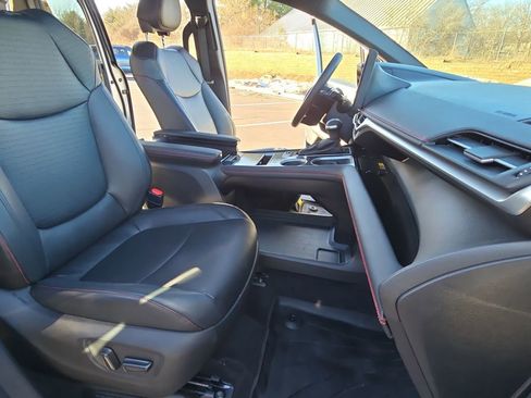 Used 2025 Toyota Sienna XSE image 12