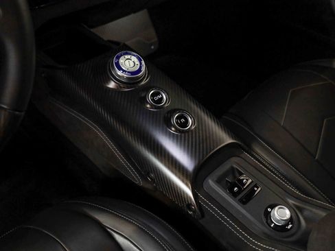 Used 2022 Maserati MC20 Coupe RWD image 39