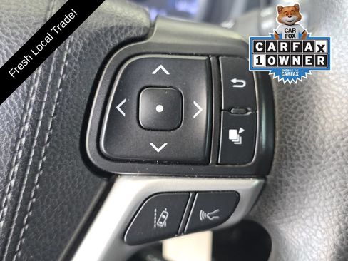 Used 2019 Toyota Highlander LE AWD/4WD image 23