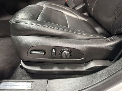 Used 2018 GMC Acadia SLT FWD image 26