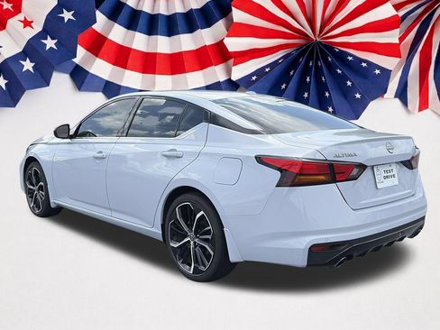Certified 2024 Nissan Altima 2.5 SR w/ SR Premium Package FWD image 3