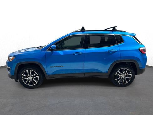 Used 2019 Jeep Compass Latitude w/ Popular Equipment Group FWD image 6