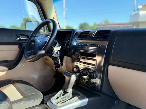 Used 2006 HUMMER H3 AWD/4WD image 29