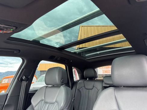 Used 2020 Audi Q5 2.0T Premium w/ Titanium Sport Package AWD/4WD image 38