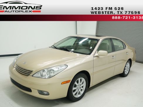 Used 2004 Lexus ES 330 w/ Premium Pkg FWD image 1