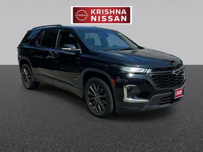 Used 2023 Chevrolet Traverse RS