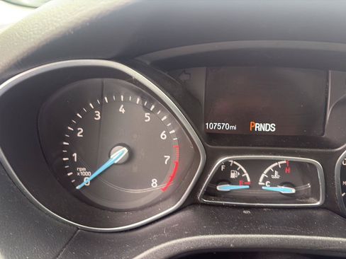Used 2018 Ford Focus Titanium FWD image 32