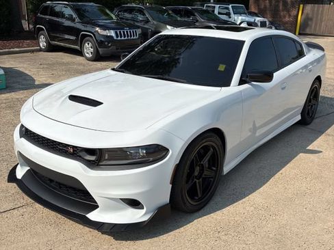Used 2023 Dodge Charger Scat Pack w/ Plus Group RWD image 3