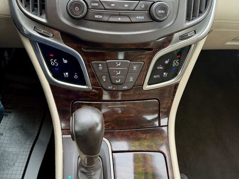 Used 2014 Buick LaCrosse Premium FWD image 34