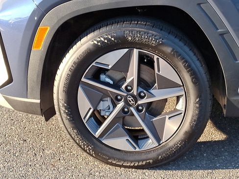 Certified 2025 Hyundai Tucson SEL FWD image 8