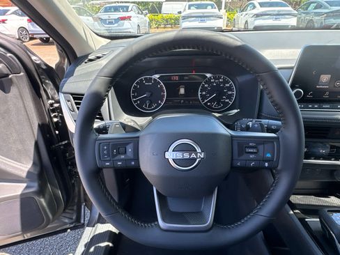 New 2026 Nissan Rogue SV FWD image 7