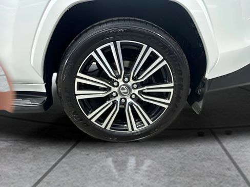 Used 2025 Lexus LX 600 4WD w/ Accessory Package (2T) image 36