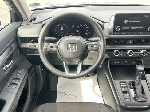 Used 2025 Honda CR-V LX image 14
