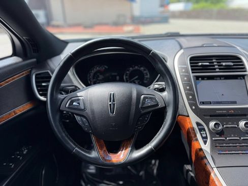 Used 2017 Lincoln MKX Reserve w/ Lincoln MKX Climate Package AWD/4WD image 27