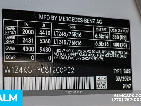 Used 2025 Mercedes-Benz Sprinter 2500 image 52