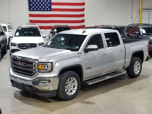 Used 2018 GMC Sierra 1500 SLE w/ Texas SLE Value Package AWD/4WD image 32