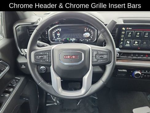 Used 2025 GMC Sierra 1500 SLT image 39