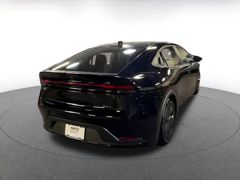 Used 2025 Toyota Prius LE image 14