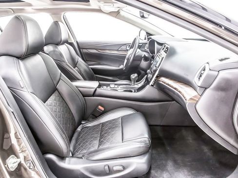 Used 2017 Nissan Maxima Platinum w/ Medallion Package FWD image 30
