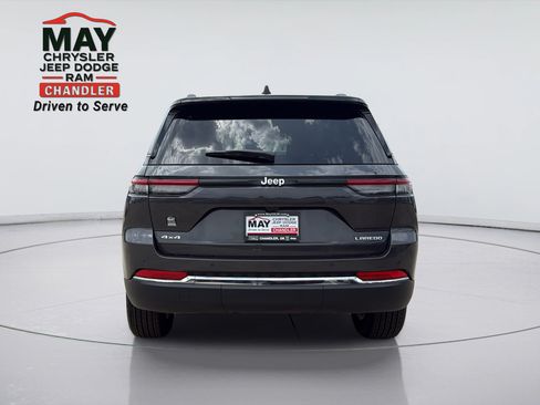 New 2026 Jeep Grand Cherokee Laredo X AWD/4WD image 6