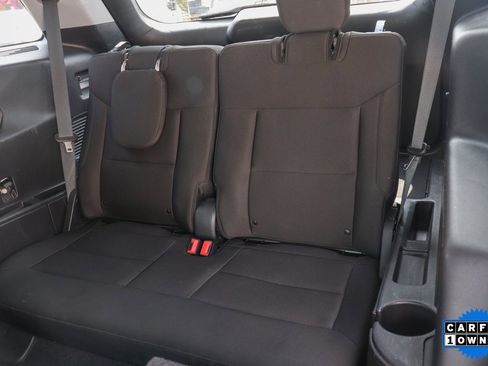 Used 2021 Ford Explorer XLT image 30