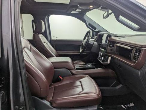 Used 2024 Ford Expedition Limited RWD image 23