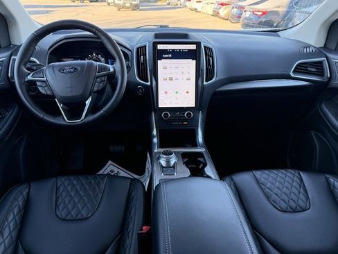 Certified 2024 Ford Edge Titanium image 14