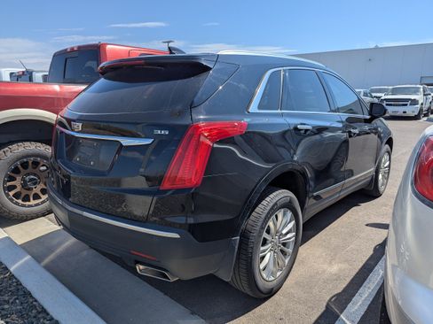 Used 2018 Cadillac XT5 FWD image 4