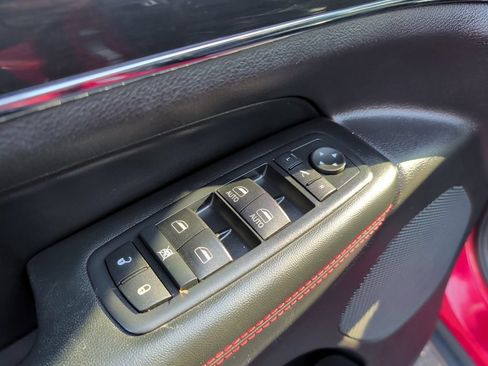 Used 2017 Jeep Grand Cherokee Trailhawk AWD/4WD image 29