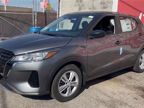 New 2025 Nissan Kicks Play S FWD image 20