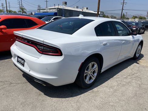 Used 2023 Dodge Charger SXT RWD image 8