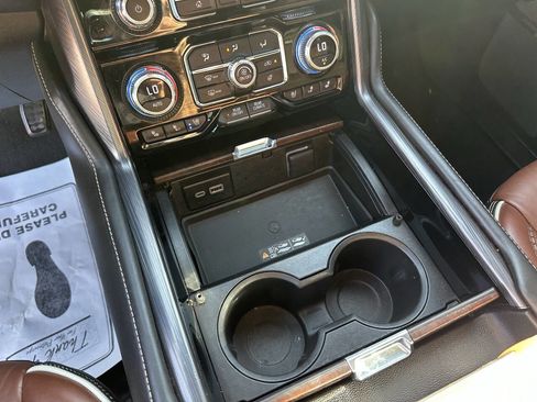 Used 2023 GMC Yukon XL Denali Ultimate image 33