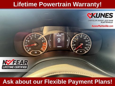 Used 2023 Jeep Renegade Latitude AWD/4WD image 12