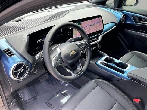 Certified 2024 Chevrolet Equinox EV LT FWD image 14