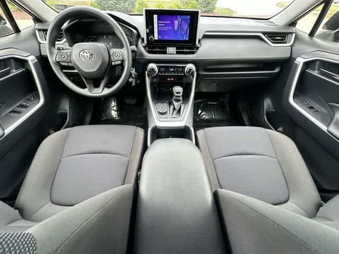 Used 2025 Toyota RAV4 LE AWD/4WD image 18