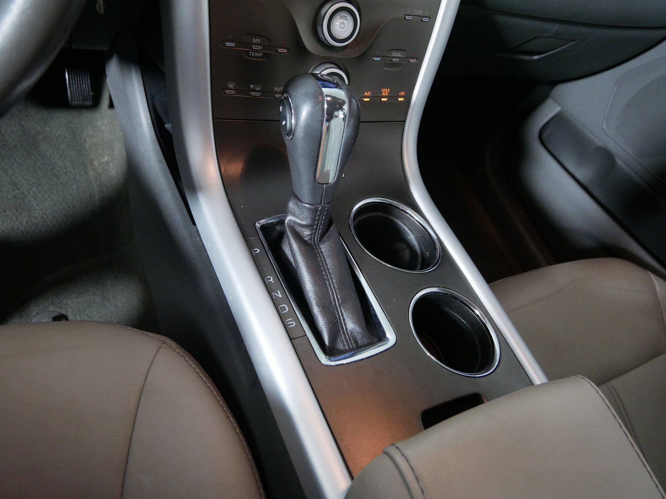 Used 2014 Ford Edge SEL w/ Equipment Group 205A FWD image 24