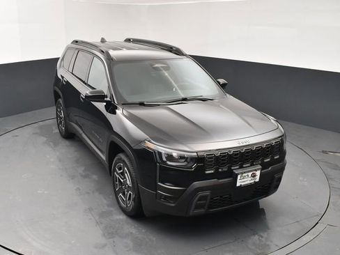 New 2026 Jeep Cherokee Laredo image 13