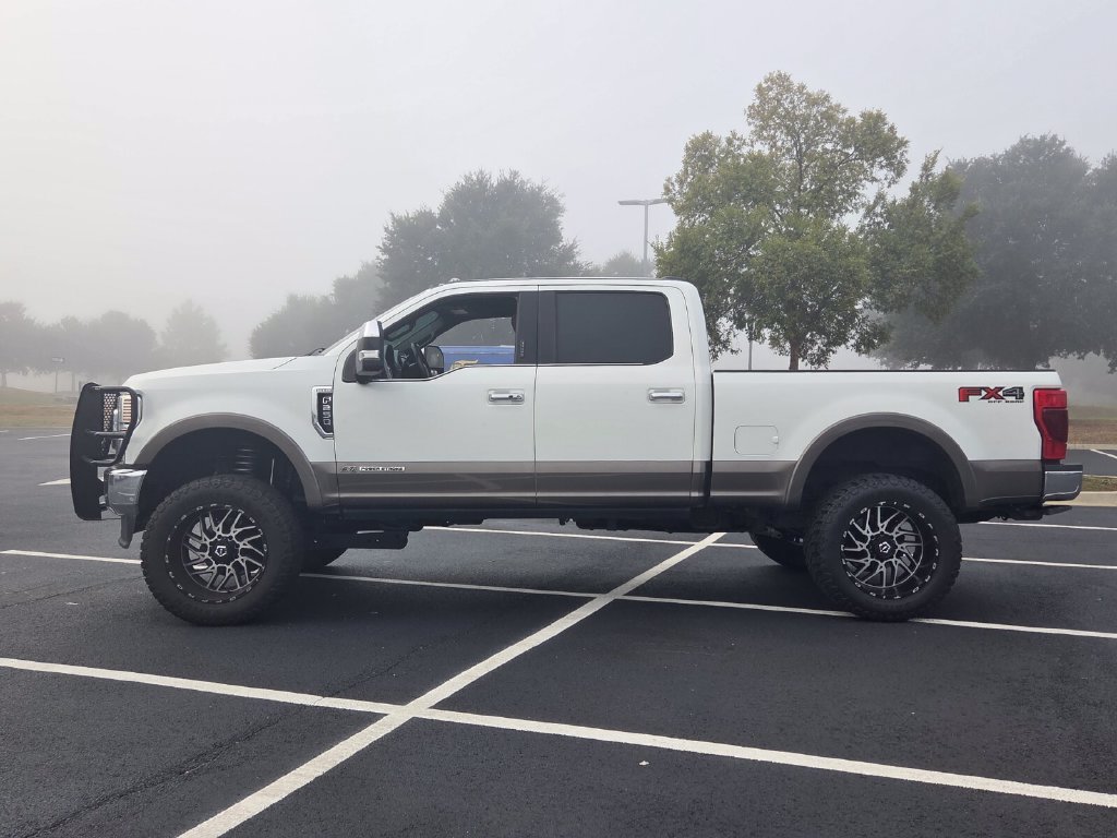 Used 2022 Ford F250 King Ranch w/ Chrome Package AWD/4WD image 2