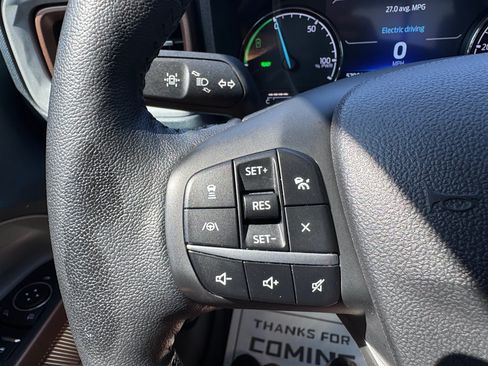 Used 2022 Ford Maverick Lariat w/ Lariat Luxury Package FWD image 14