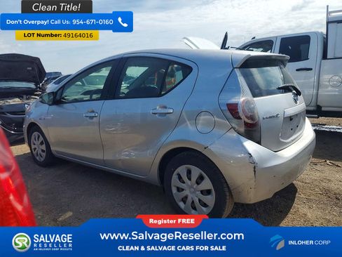Used 2013 Toyota Prius C Two FWD image 3